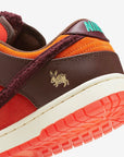 Nike Dunk Low Retro Year of the Rabbit Light Crimson (2023) sneakers basse uomo e donna in pelle rosso, dettaglio tomaia