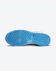 Nike Dunk Low Reverse UNC sneakers basse donna in pelle multicolore, indossate