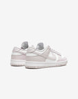 Nike Dunk Low Venice sneakers basse donna in pelle bianco viola, dettaglio suola