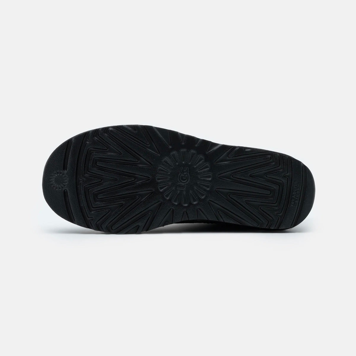 UGG Classic Ultra Mini Black stivaletti donna in pelle scamosciata e montone nero, vista posteriore
