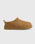 UGG Classic Micro Chestnut stivaletti donna in pelle scamosciata e montone marrone chestnut, vista laterale