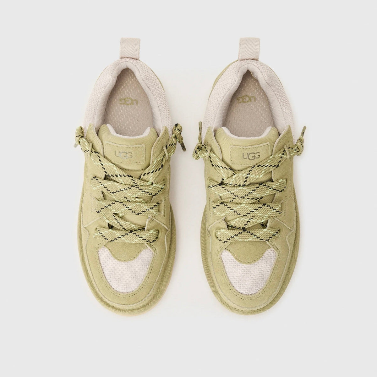UGG Lowmel Lo Muted Brass sneakers donna in pelle scamosciata ottone, vista posteriore