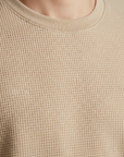 T-shirt Uomo Waffle Knit – Texture Nido d'Ape Elegante - dettaglio