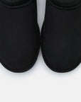 UGG Classic Ultra Mini Black stivaletti donna in pelle scamosciata e montone nero, dettaglio interno