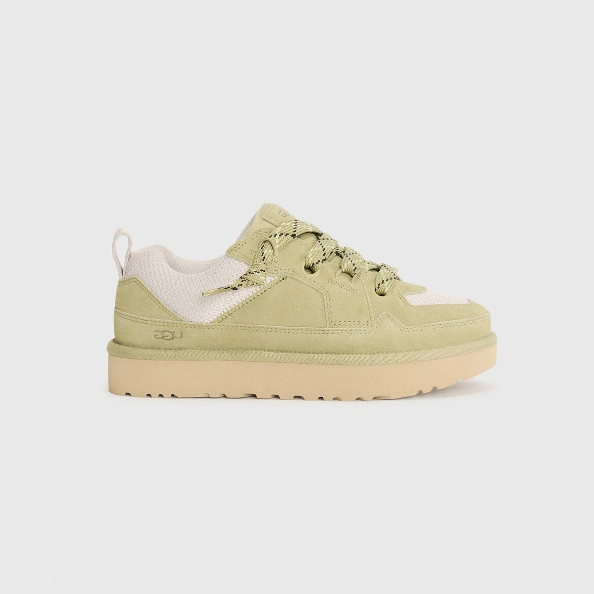UGG Lowmel Lo Muted Brass sneakers donna in pelle scamosciata ottone, vista laterale
