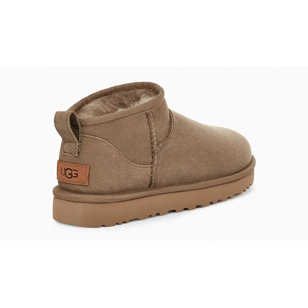 UGG Classic Ultra Mini Antilope stivaletti donna in pelle scamosciata e montone beige, vista posteriore