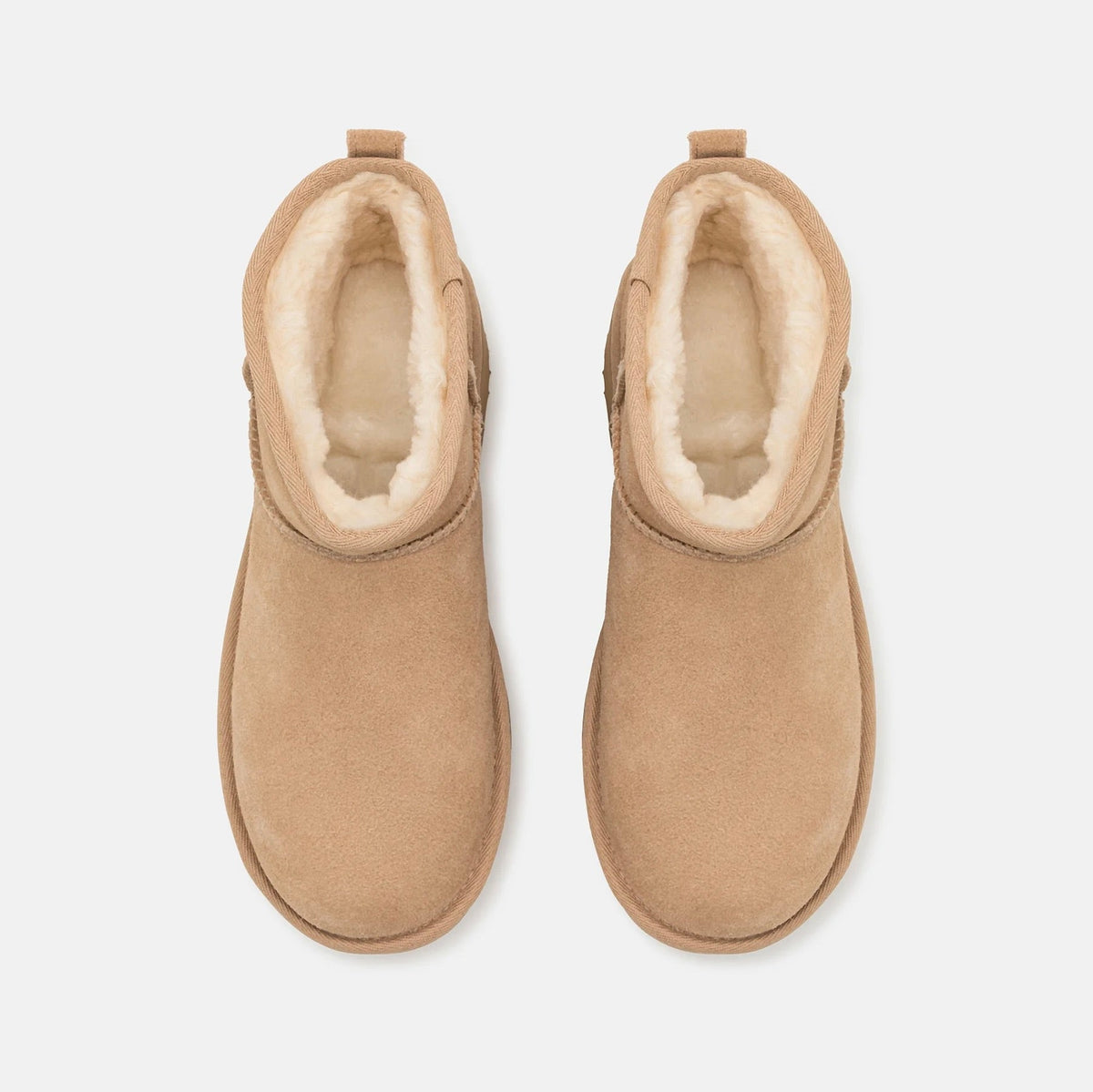 UGG Classic Ultra Mini Platform Sand stivaletti con zeppa donna in pelle scamosciata e montone beige sand, dettaglio interno