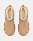 UGG Classic Ultra Mini Platform Sand stivaletti con zeppa donna in pelle scamosciata e montone beige sand, dettaglio interno