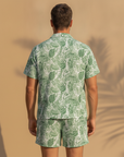 Completo Coordinato Uomo Camicia Tropicale e Pantaloncini - vista posteriore
