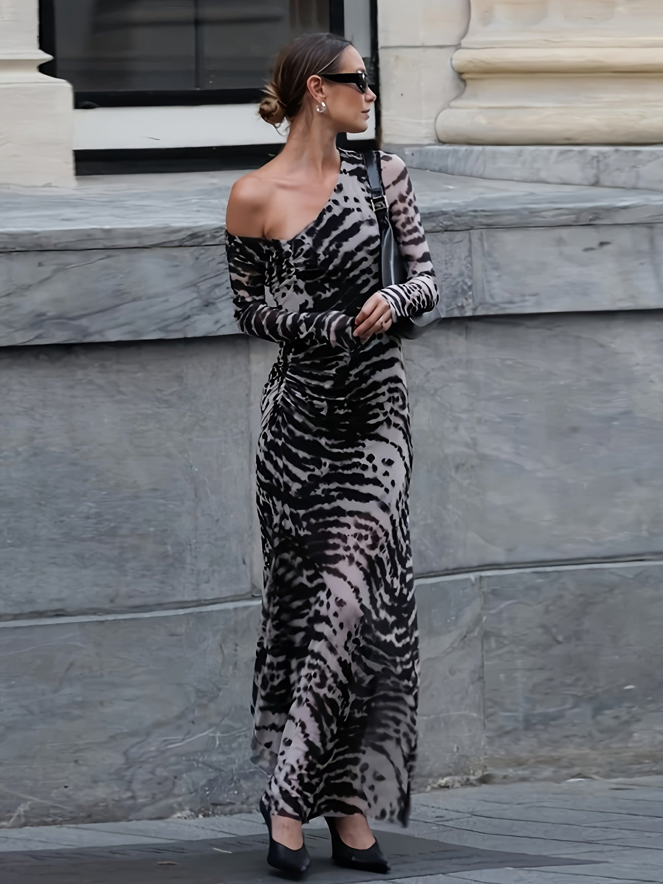Abito lungo donna in tessuto leggero, maniche lunghe