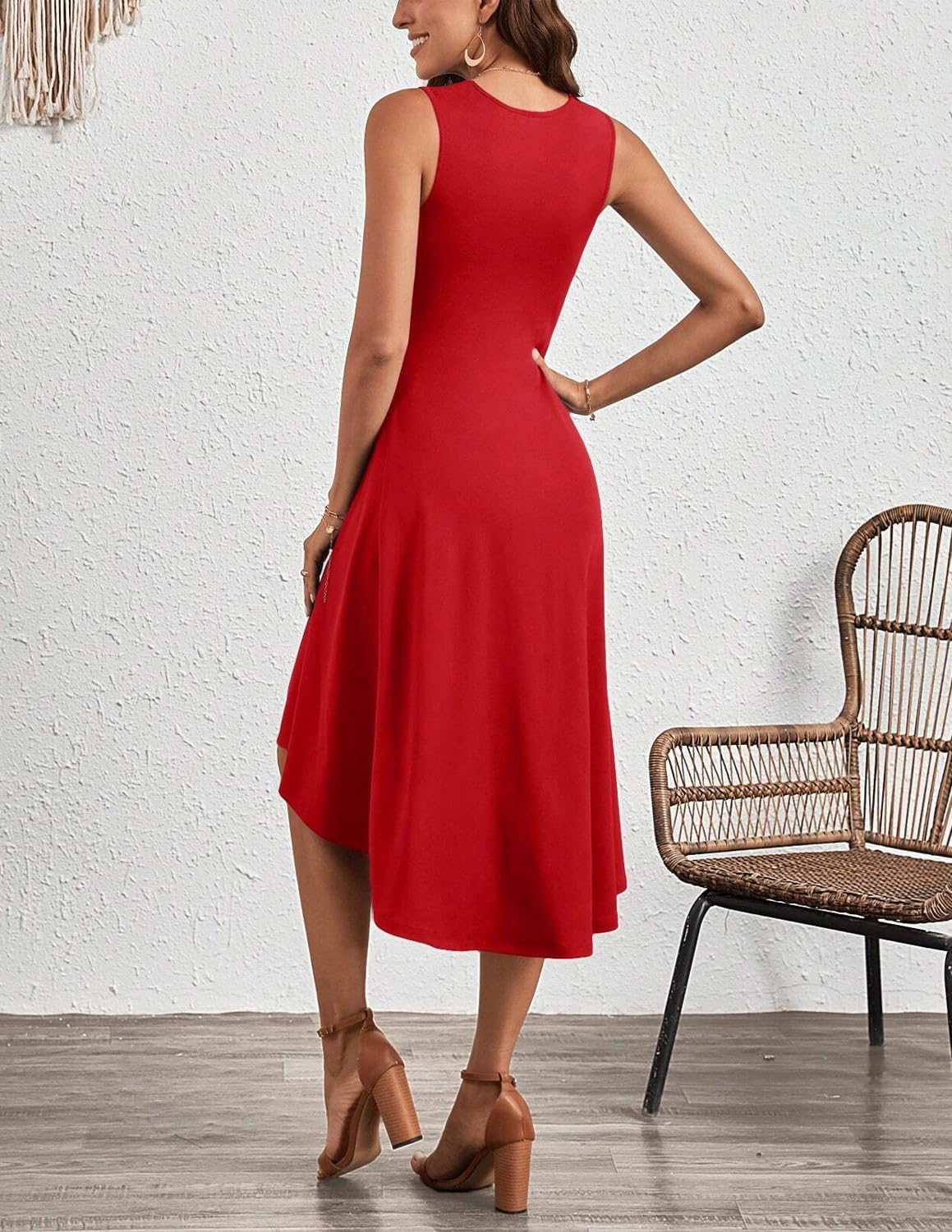 Vestito Midi Elegante da Donna Clara – Abito Senza Maniche con Vita Plissettata