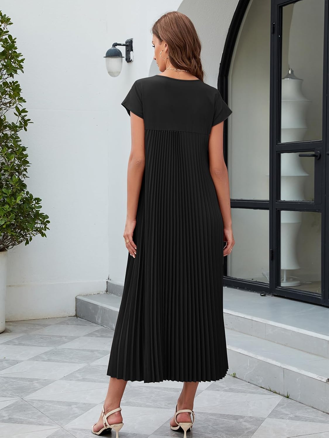 Vestaglia Lunga Donna Ginny – Plissettata, Collo Tondo &amp; Tasche, Taglio Fluido, Estate Elegante