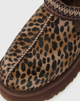 UGG Tazz Caspian Burnt Cedar ciabatte platform donna in pelle scamosciata e montone marrone cedro, vista dall'alto
