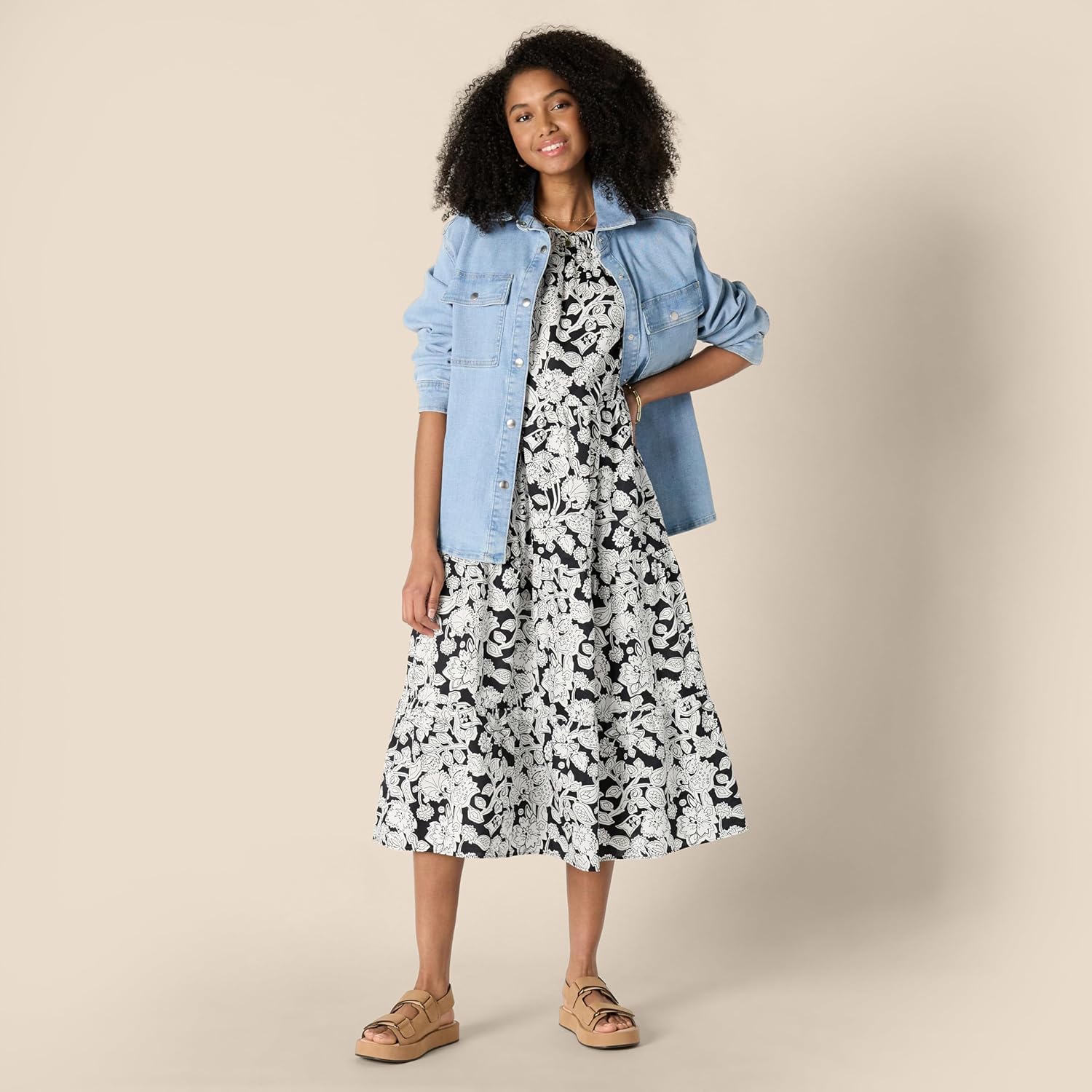 Vestito midi da donna Lucie in cotone satinato – Vestito volanté con collo rotondo