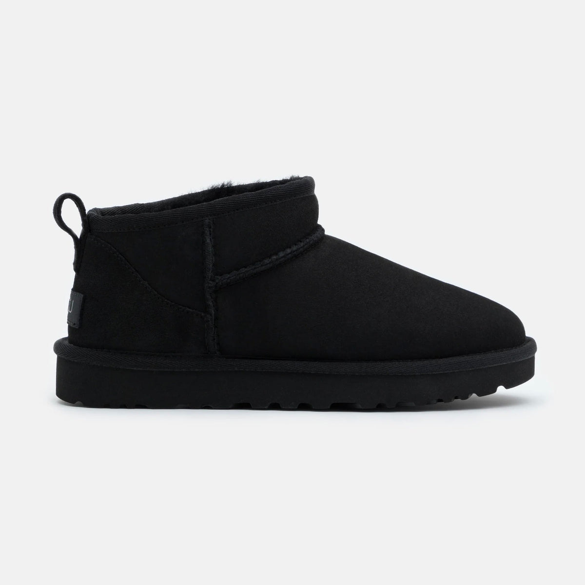 UGG Classic Ultra Mini Black stivaletti donna in pelle scamosciata e montone nero, vista laterale