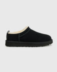 UGG Classic Micro Black stivaletti donna in pelle scamosciata e montone nero, vista laterale