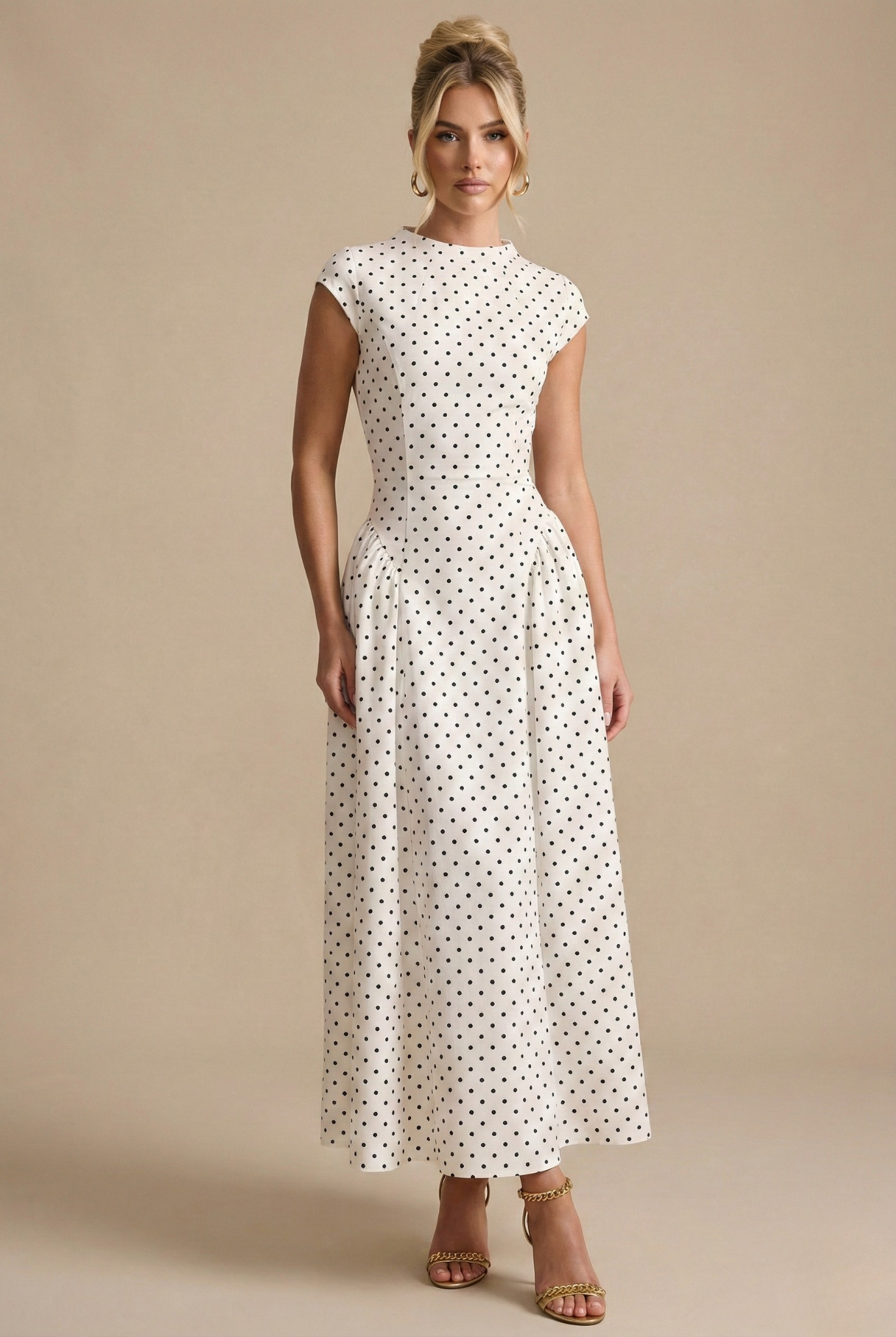 Abito lungo donna in tessuto leggero, a pois