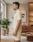 Completo Coordinato Uomo Camicia Bowling e Pantaloncini - vista laterale