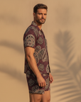 Completo Coordinato Uomo Camicia Paisley e Pantaloncini - vista laterale