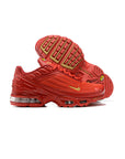 Nike Air Max Plus 3 Rosso Triple Uomo Sneakers Grintose e Moderne