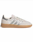 Adidas Spezial Chalk Pearl Silver Metallic sneakers basse uomo e donna in bianco argento - vista laterale