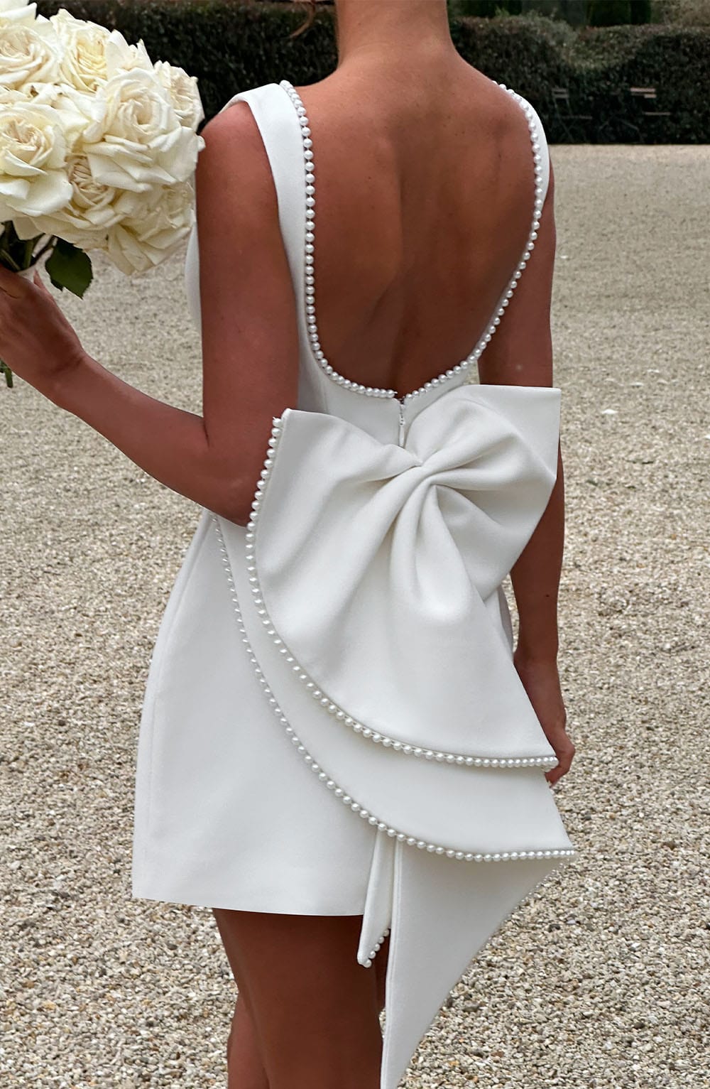 Amber | Mini abito strutturato da donna per invitate a matrimoni