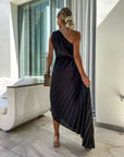 Ava | Abito lungo plissettato floreale monospalla da donna