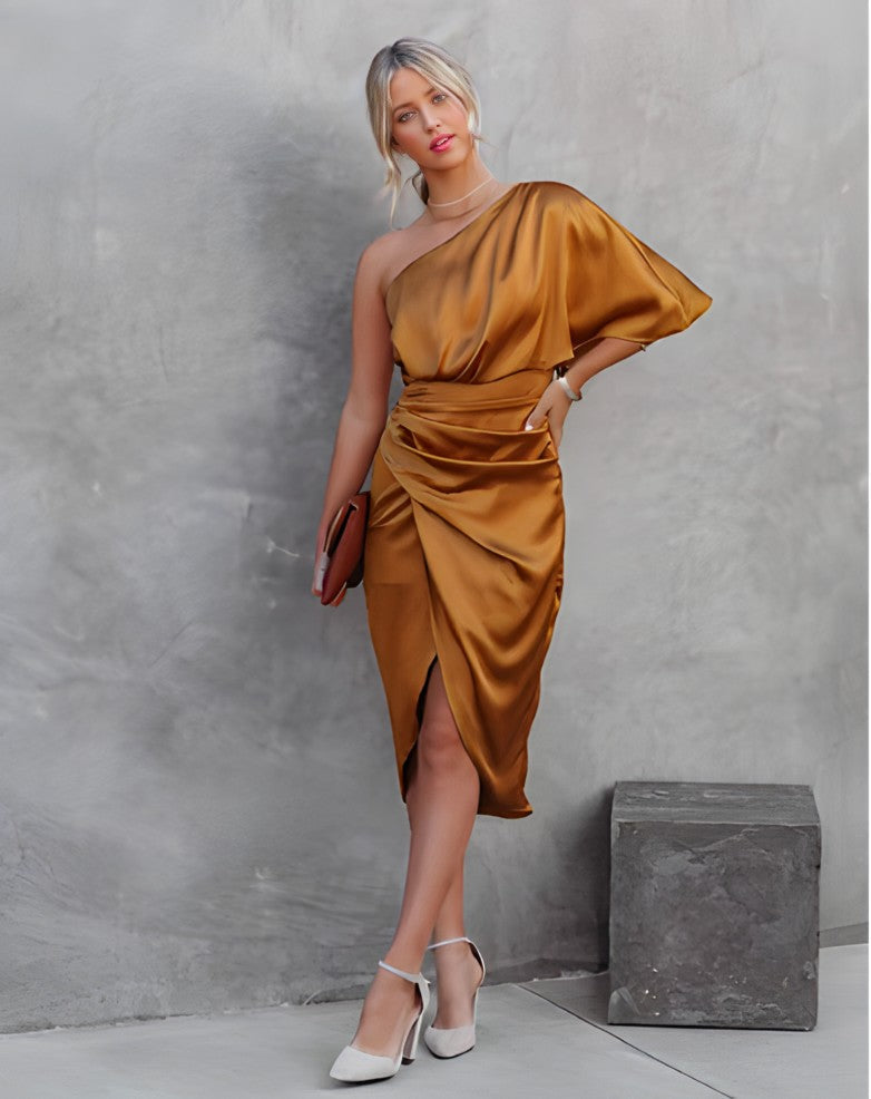 Ava | Abito midi monospalla da donna con drappeggio per uno stile elegante