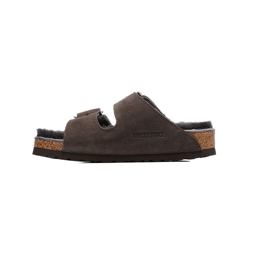 Birkenstock Arizona Shearling Dark Brown sandali unisex in marrone scuro - vista frontale