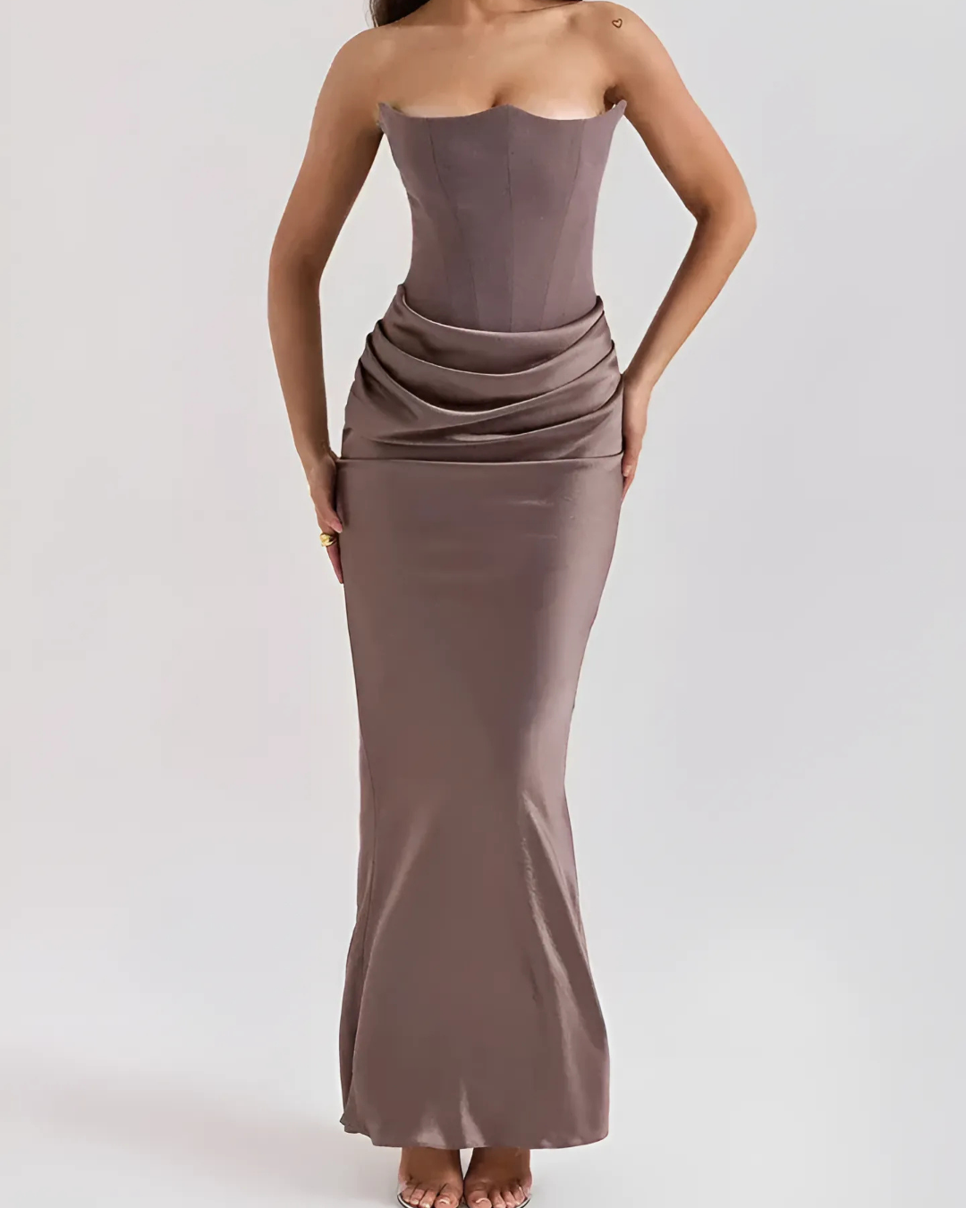 Brooklyn | Abito lungo elegante drappeggiato da donna per invitate a matrimoni