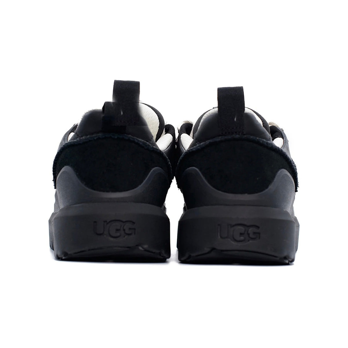 UGG Heritage Utility Sneaker Black sneakers uomo e donna in pelle scamosciata nero, vista posteriore