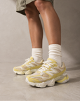 New Balance 9060R Enoki Beige Arancione Uomo Donna - 5