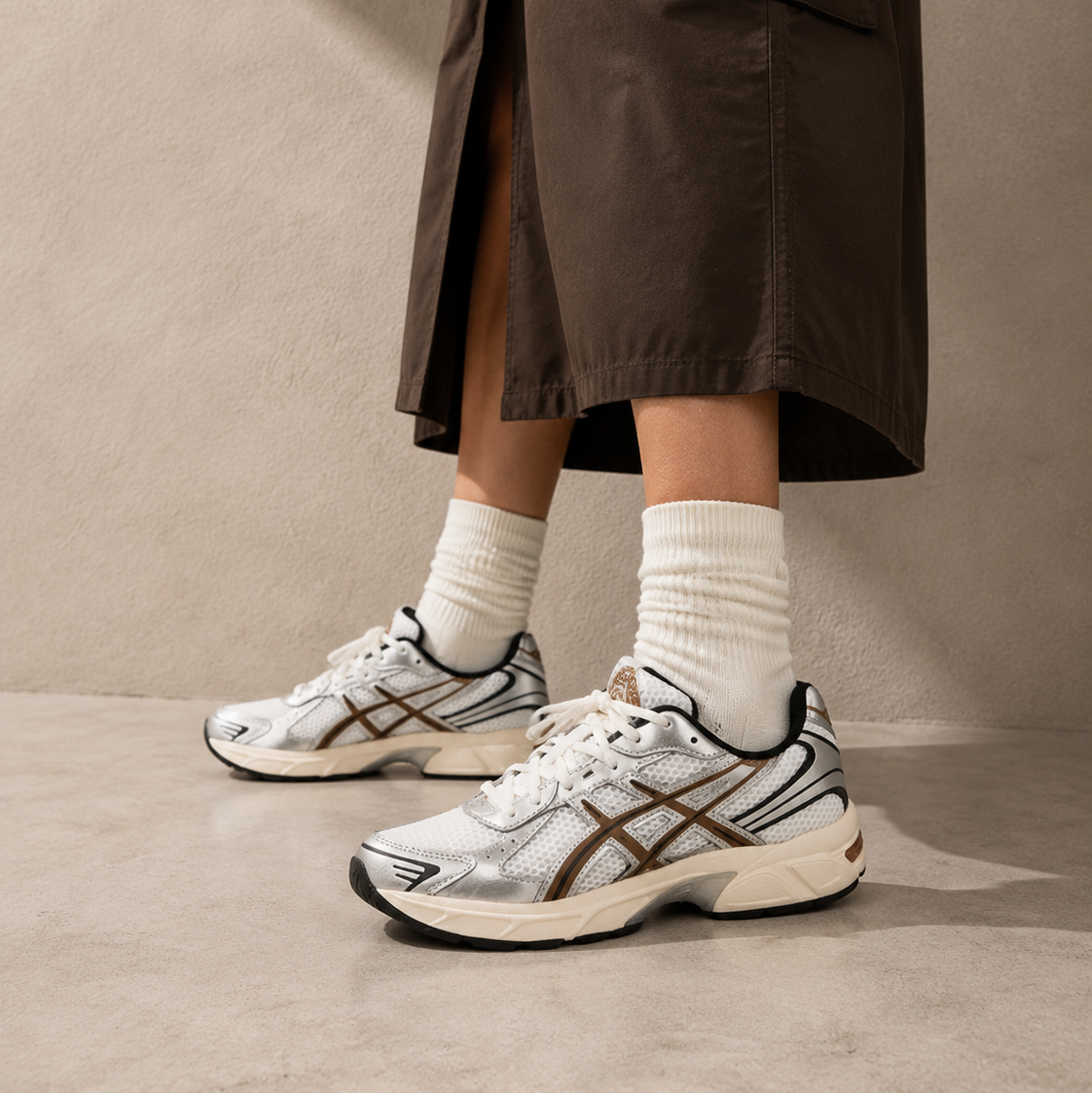 Asics GEL-1130 Clay Canyon sneakers uomo e donna in terracotta - vista posteriore