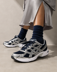 Asics GEL-1130 French Blue Pure Silver sneakers uomo e donna in argento blu - dettaglio tomaia