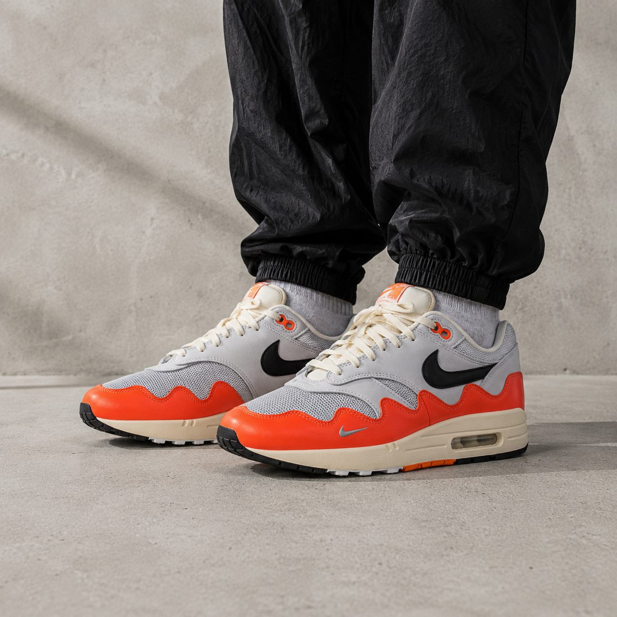 Nike Air Max 1 Patta Waves Hyper Crimson Pure Platinum Arancione Unisex - 4