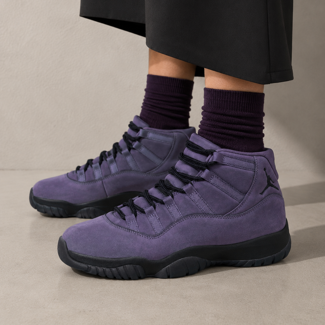 Nike Air Jordan 11 Retro Mojave Viola Suede Nero Uomo - 4