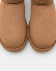UGG Classic Ultra Mini Chestnut stivaletti donna in pelle scamosciata e montone marrone chestnut, dettaglio interno
