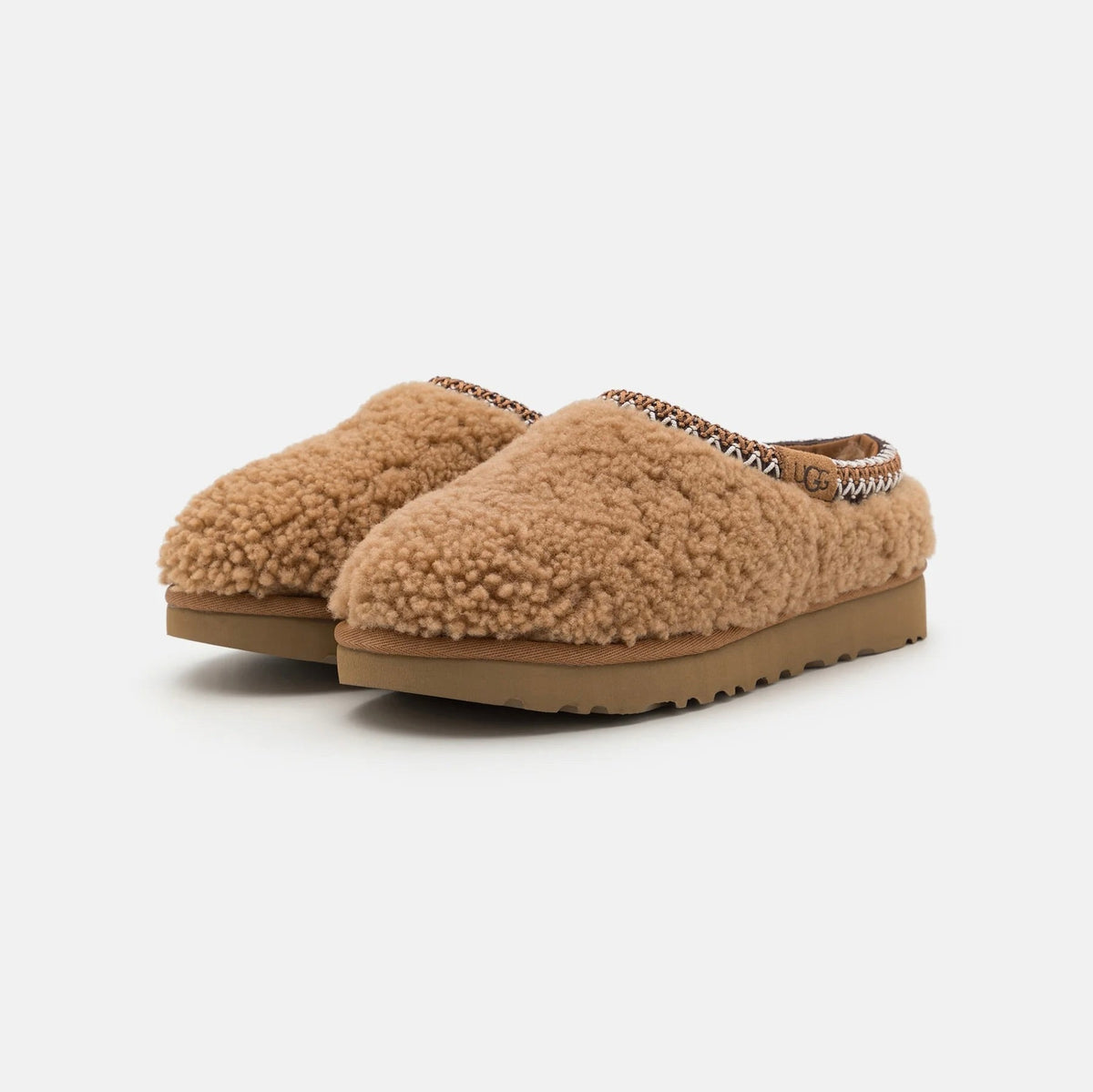 UGG Tasman Maxi Curly Chestnut ciabatte chiuse donna in pelle scamosciata e montone marrone chestnut, vista frontale