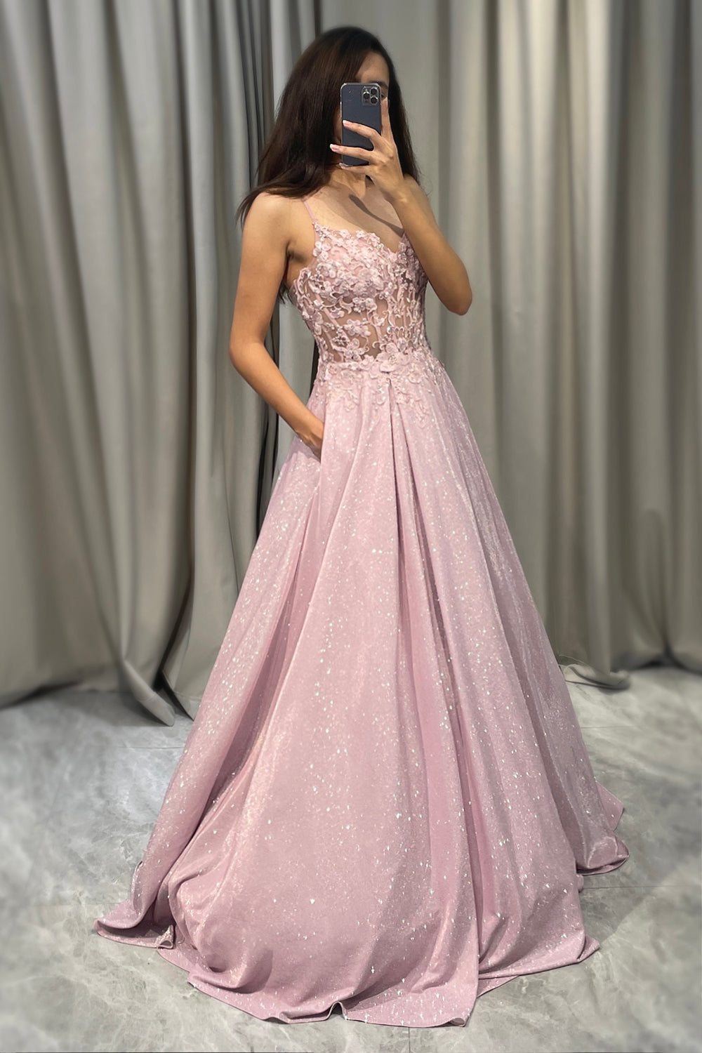 Daisy | Abito lungo decorato da donna per invitate a matrimoni