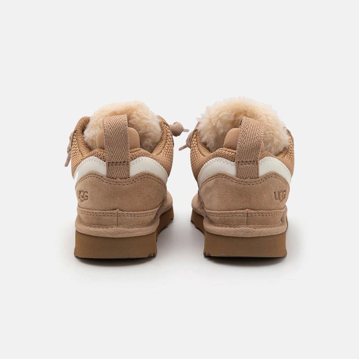 UGG Lowmel Sand sneakers bambino in pelle scamosciata beige sand, dettaglio suola