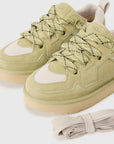 UGG Lowmel Lo Muted Brass sneakers donna in pelle scamosciata ottone, vista dall'alto