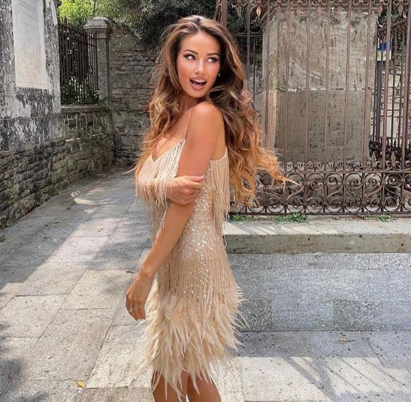 Emily | Mini abito da cocktail con piume e frange da donna