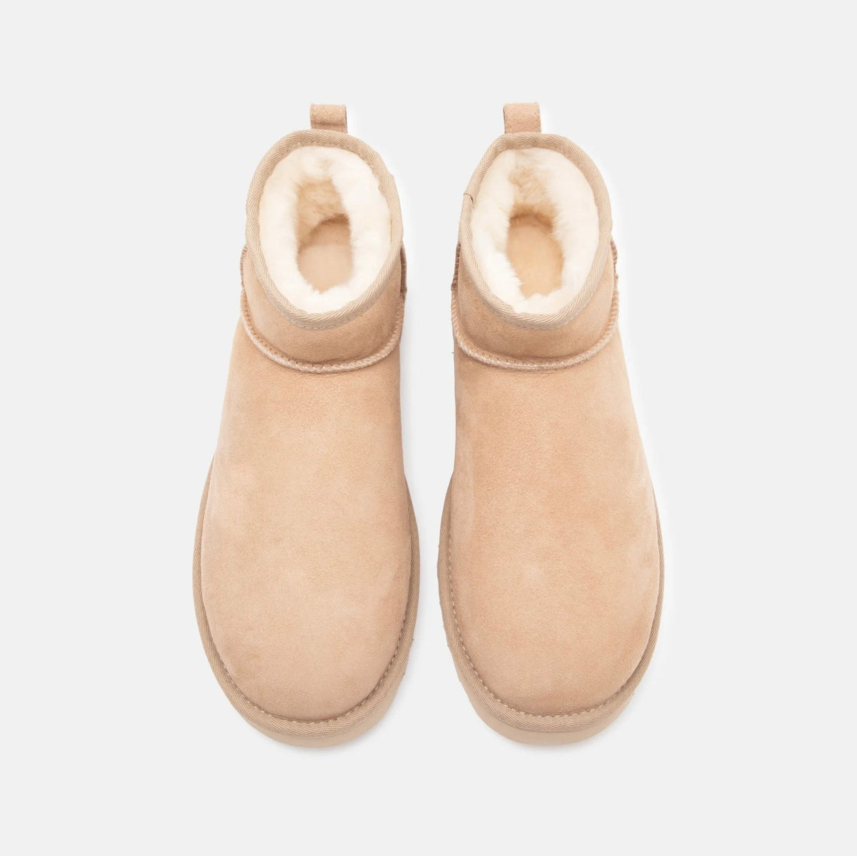 UGG Classic Ultra Mini Sand stivaletti donna in pelle scamosciata e montone beige sand, vista posteriore