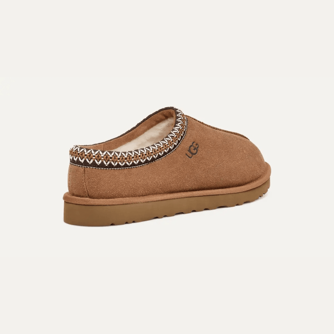 UGG Tasman Chestnut ciabatte chiuse uomo e donna in pelle scamosciata e montone marrone chestnut, vista posteriore