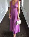 Lauren | Abito midi plissettato con cut-out in vita da donna per matrimoni
