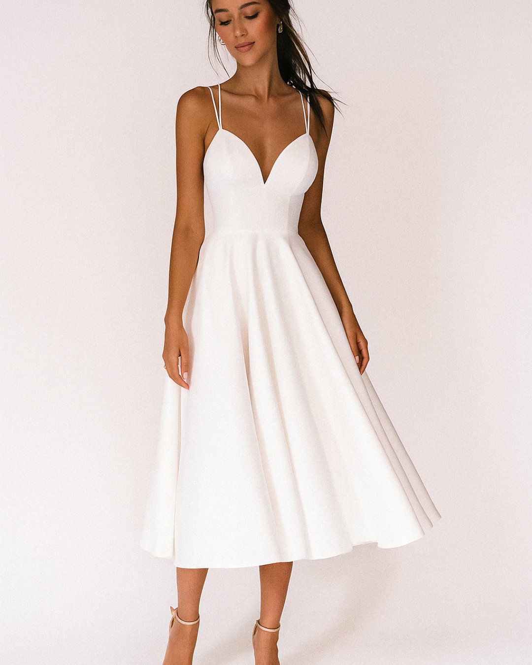 Lily | Abito da sposa midi con scollo a cuore e spalline sottili da donna