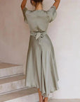Mia | Vestito midi da donna in raso con scollo a V e maniche a volant