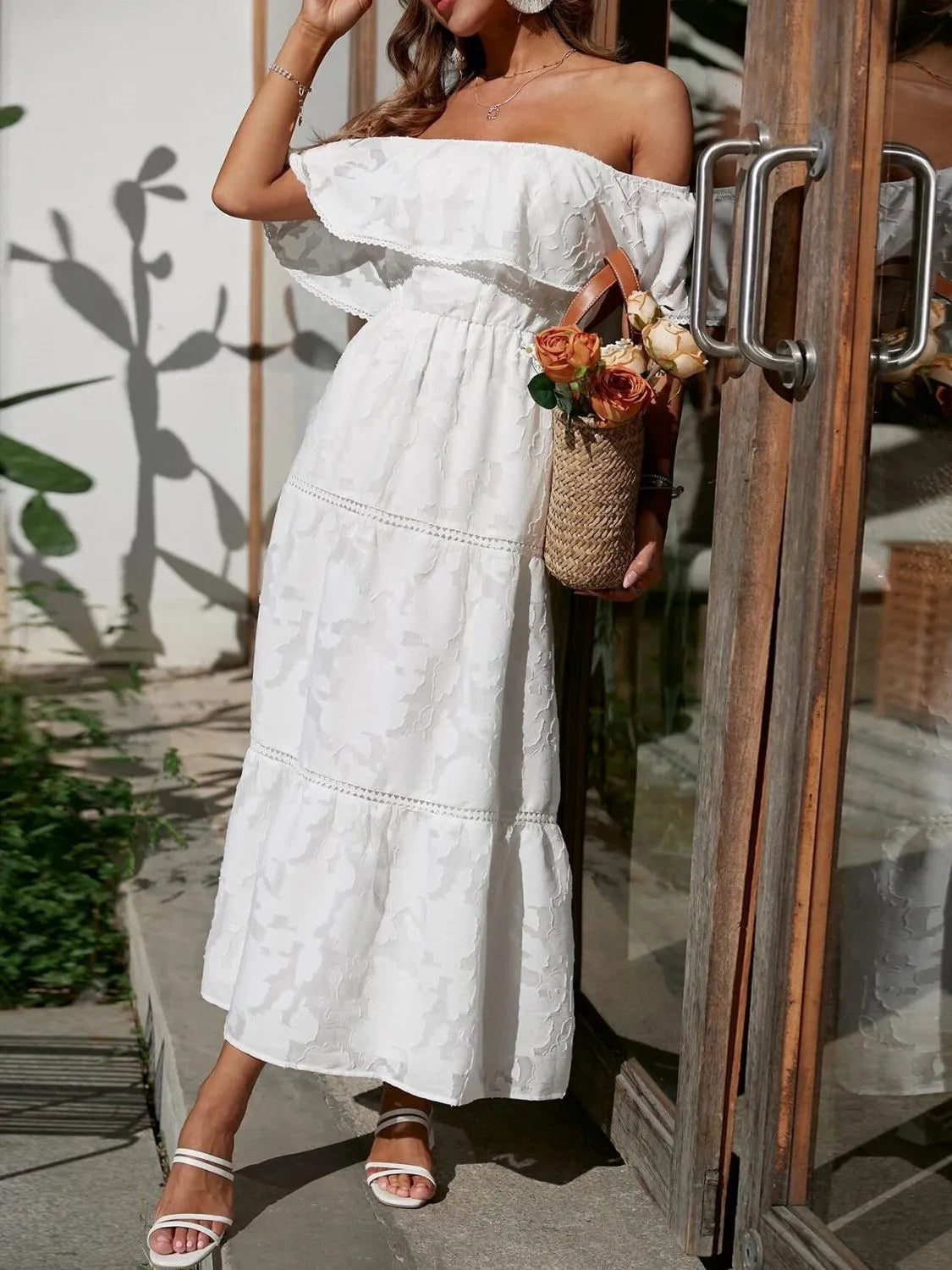 Morgan | Abito lungo a balze con spalle scoperte da donna per matrimoni