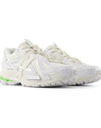 New Balance 1906A Neon Pack Bianco Verde Uomo Donna - 2