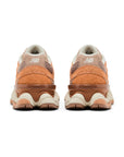 New Balance 9060 Flat Taupe Cooper Tortora Rame Uomo Donna - 3